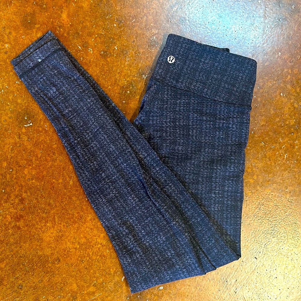 Lululemon leggings - in great shape, I’m just a bit too short for them!